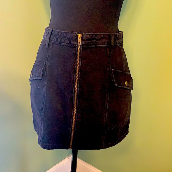 Forever 21 Denim Mini-Skirt, Size L - Picture 1 of 7